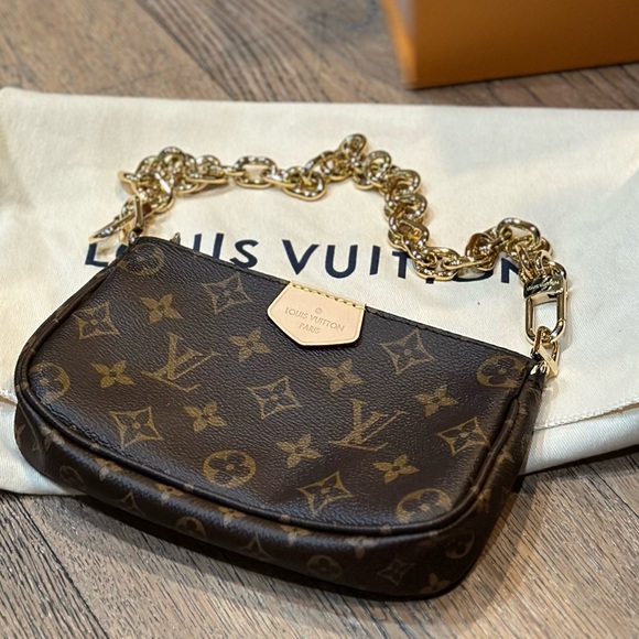 Louis Vuitton Multi pochette. Mini pochette only! - Picture 7 of 8